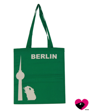 Der grüne Beutel zeigt den Berliner Fernsehturm und ein Meerschweinchen
